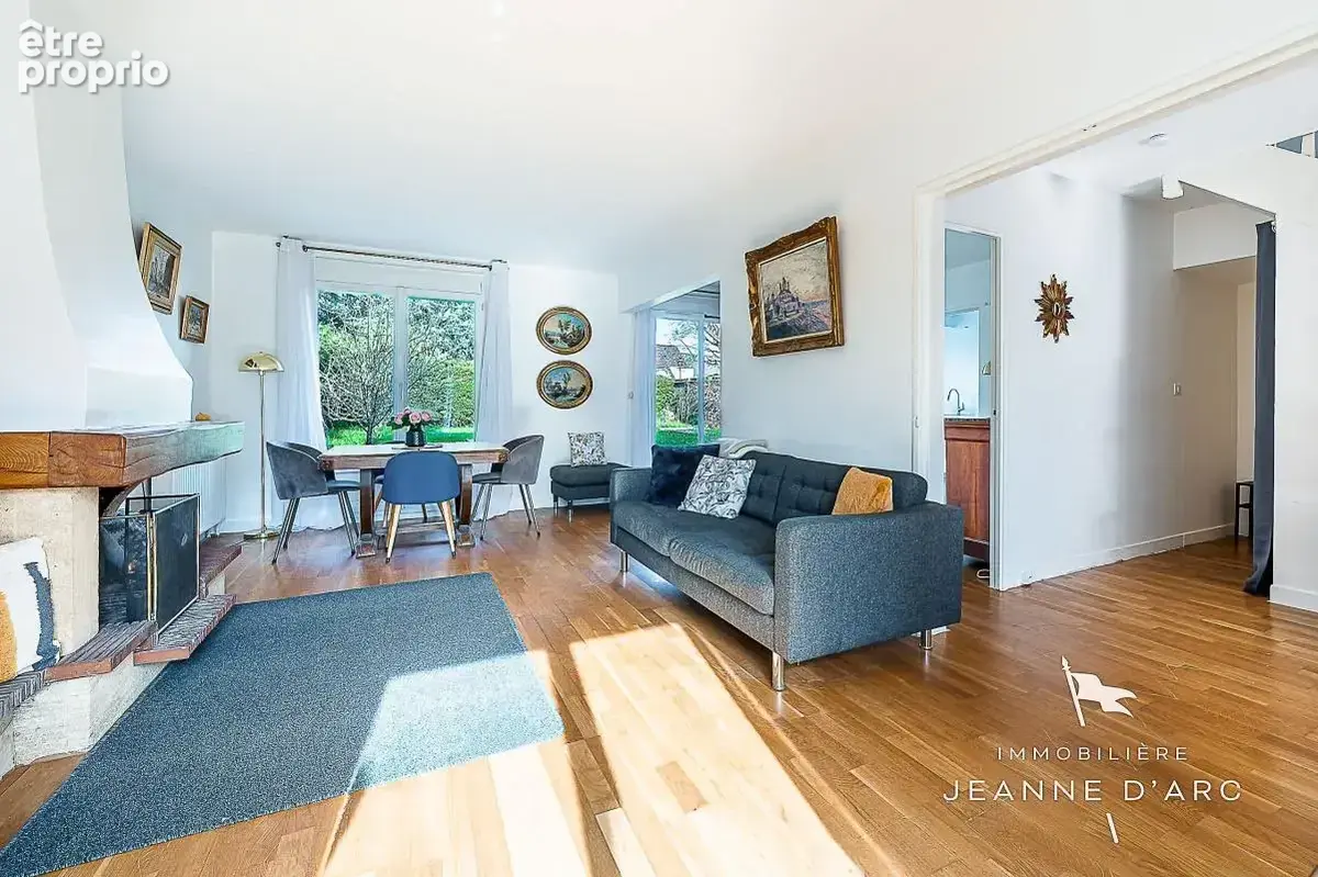 Les Loges-en-Josas – Maison familiale de 190 m², 5 chambres et jardin - photo 4