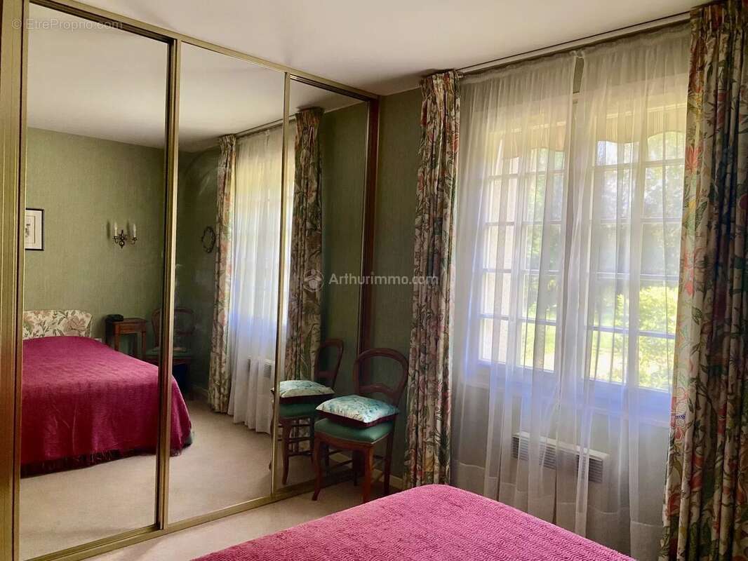 Maison à LA CHARTRE-SUR-LE-LOIR