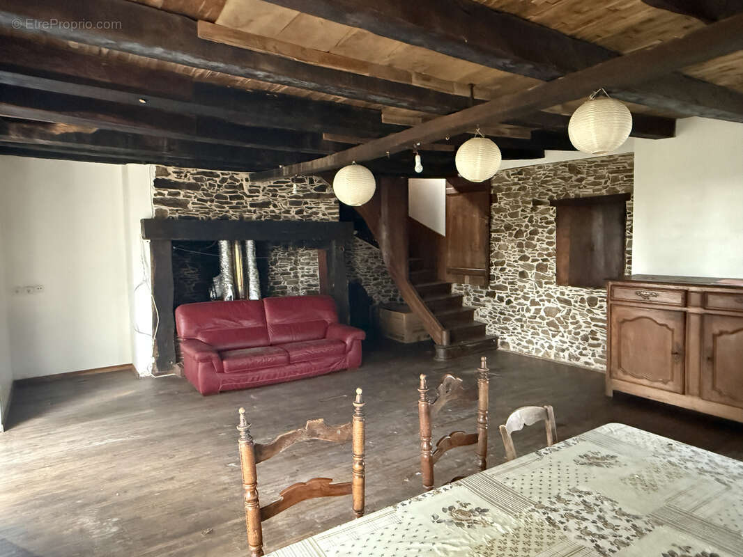 Maison à SAINT-SORNIN-LAVOLPS