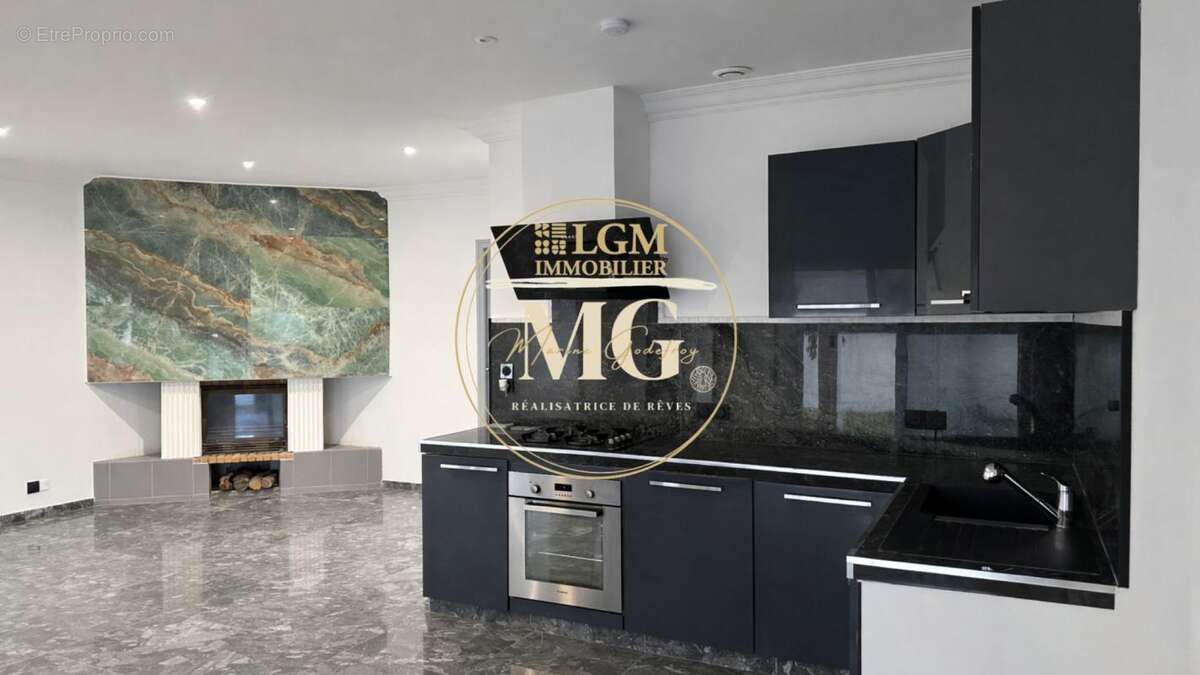 Maison à SAINT-CHRISTOL-LES-ALES