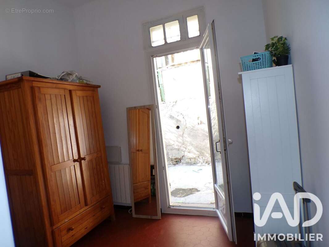 Appartement 53 m² à Marseille-16e  - photo 7