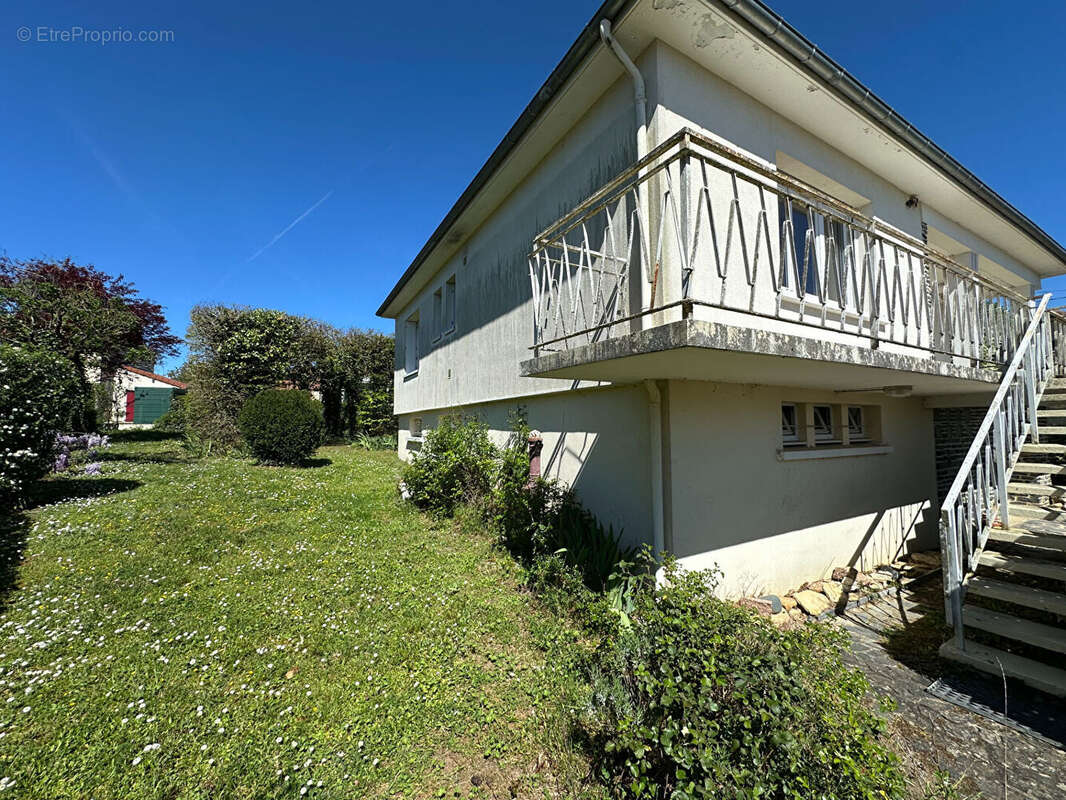 Maison à VILLEDIEU-SUR-INDRE