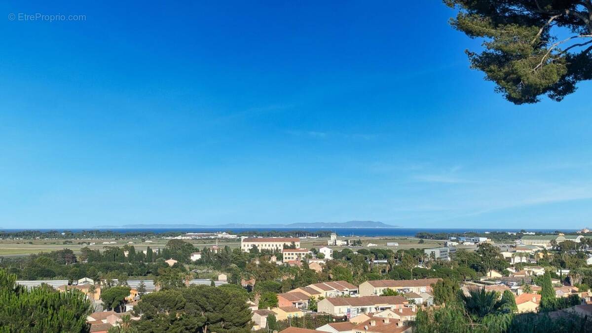 Photo 1 - Maison à HYERES