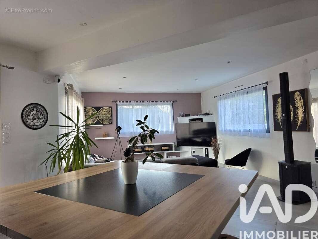 Photo 2 - Maison à POMMERET