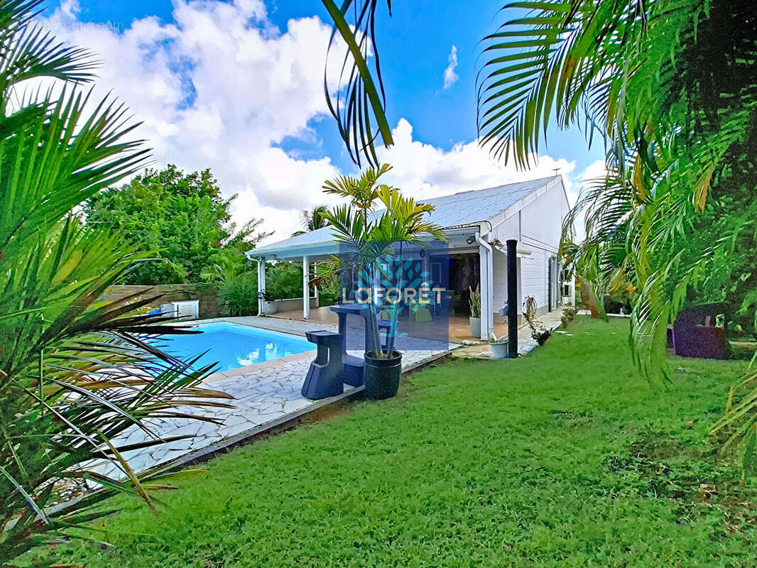 Maison à LE LAMENTIN