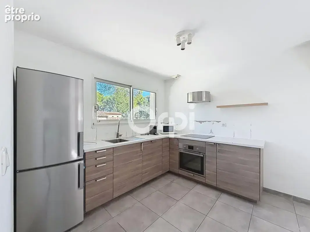** Maison 3 pièces 88 m2 + remise 24 m2 - Stationnements et jardin ** - photo 14