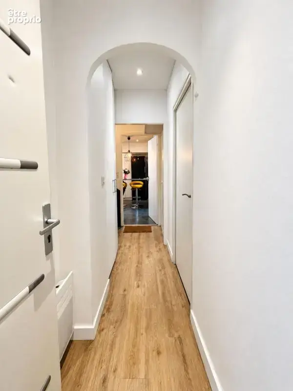 Immeuble Saint Sebastien Sur Loire : Commerce + 2 studios + colocation T4 - photo 5