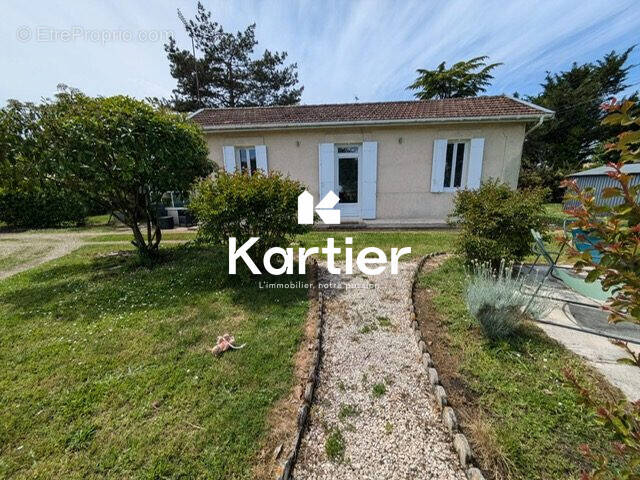 Maison à SAINT-MAGNE-DE-CASTILLON