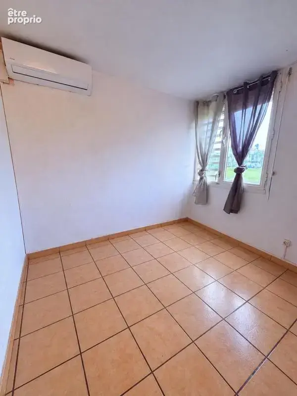 Appartement F4 à Sainte-Marie, résidence calme, proche de toutes commodités - photo 9