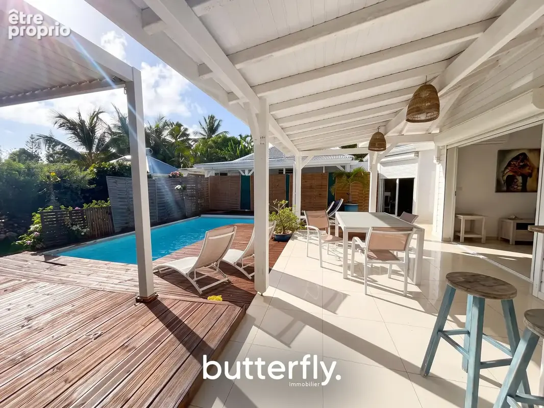 Villa avec piscine + 3 bungalow - Le Moule - photo 3
