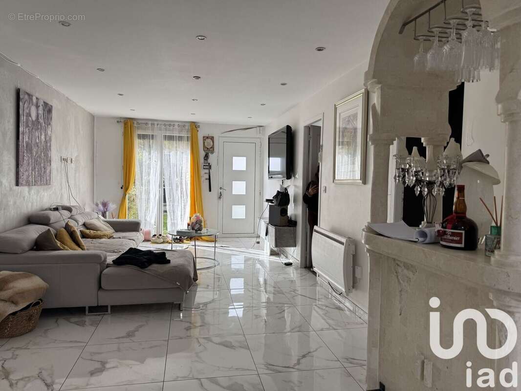 Photo 2 - Maison à CHAMPIGNY-SUR-MARNE