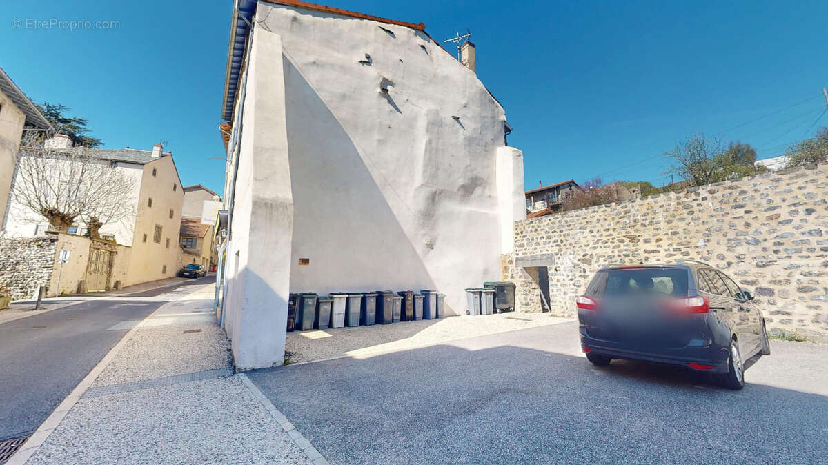 Appartement à LE MONASTIER-SUR-GAZEILLE