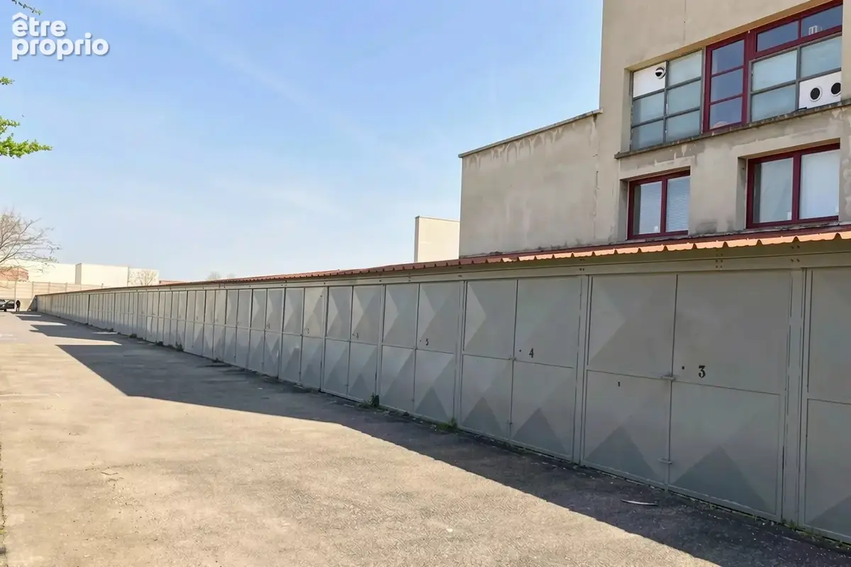 Lot de 50 garages en parfait état - photo 2