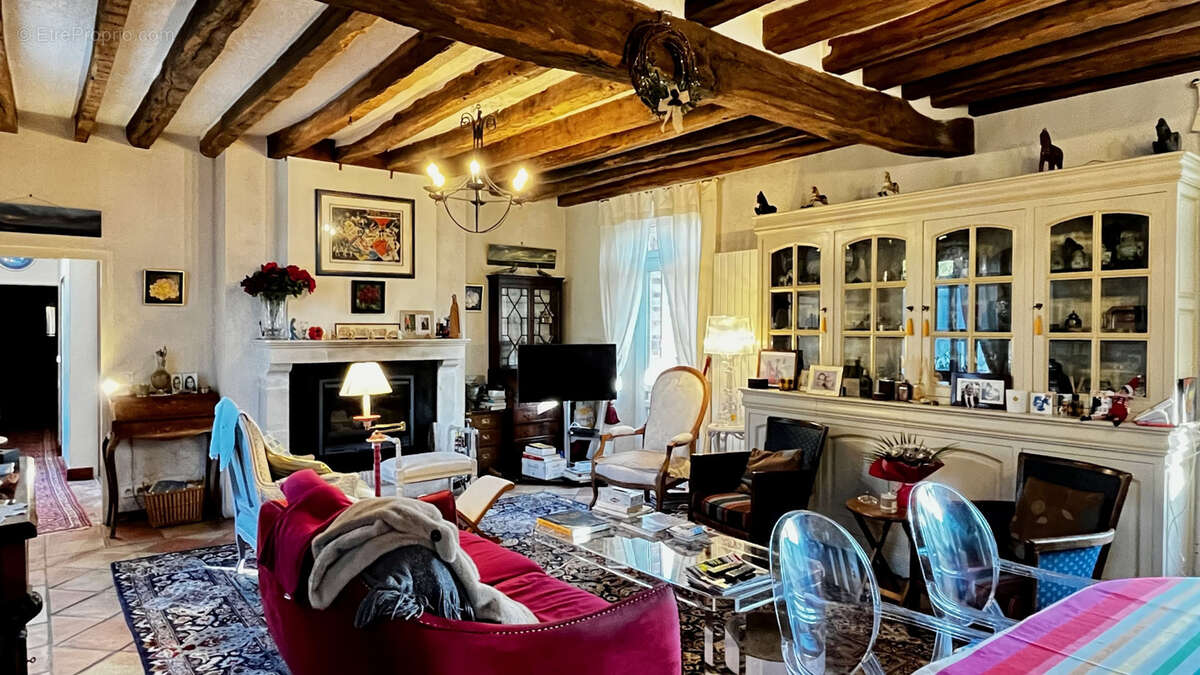 Maison à THOURY-FEROTTES