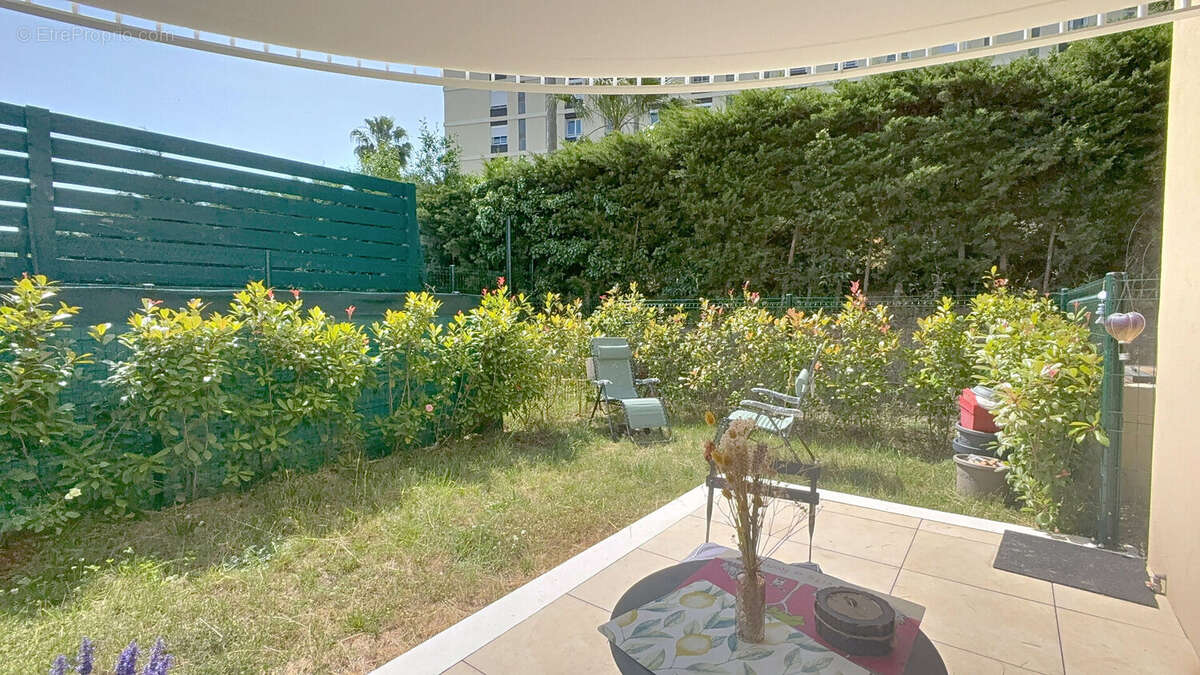 Appartement à VILLENEUVE-LOUBET