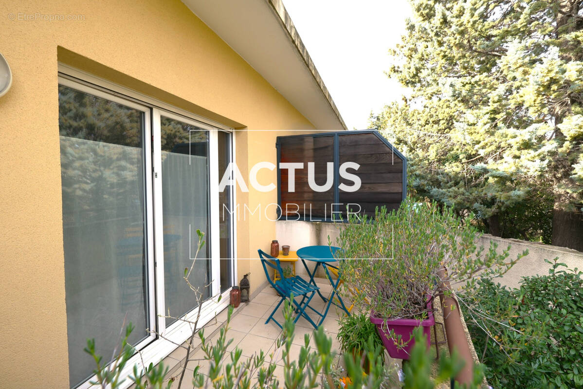 Appartement à SALON-DE-PROVENCE