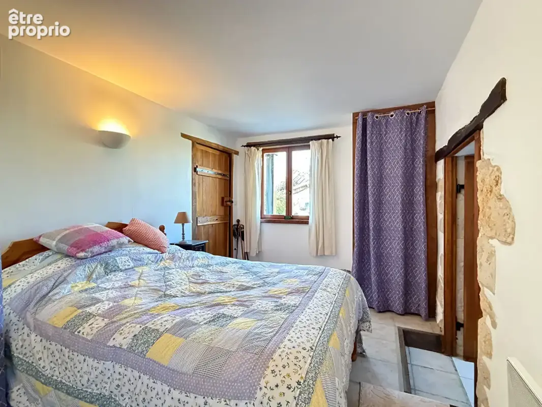Charmante maison de caractère rénovée avec  4 chambres, grange et jardin arboré - photo 12