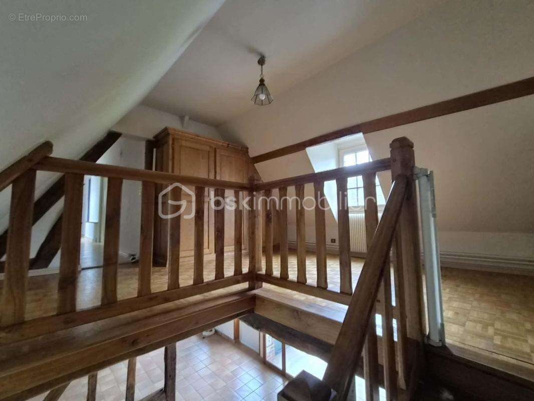 Charmante maison Normande avec dépendances et 3 Hectares de terrain - photo 8