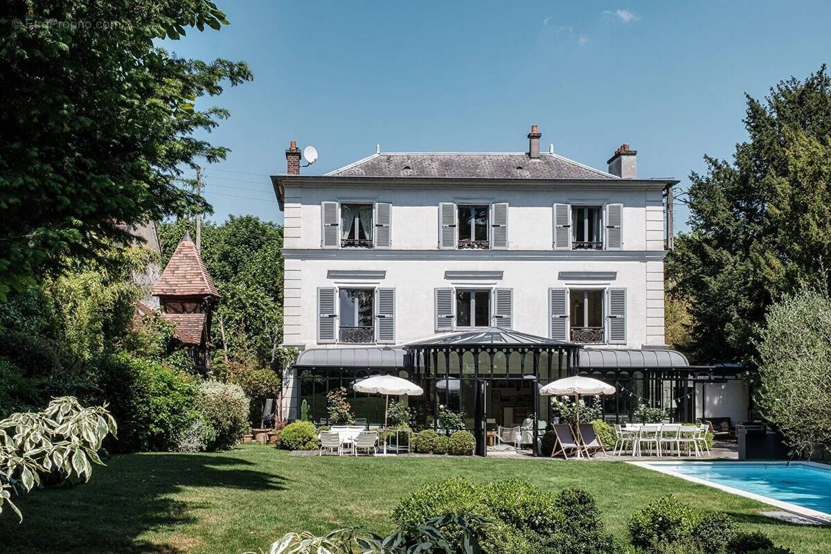 Maison à MONTMORENCY