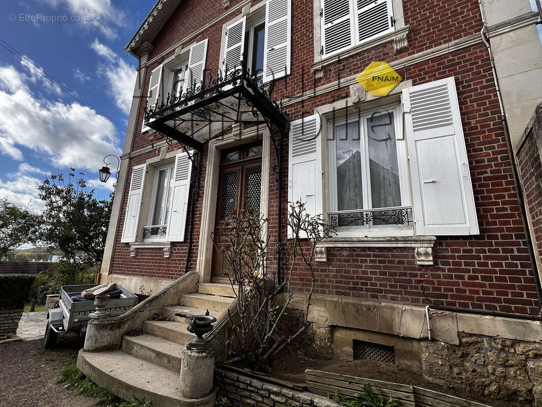 Maison à LIANCOURT