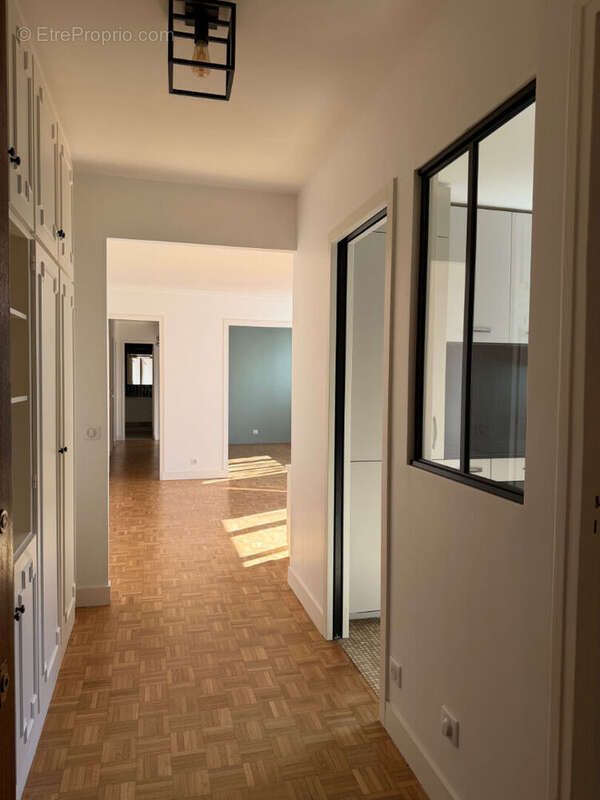 Appartement à VERSAILLES