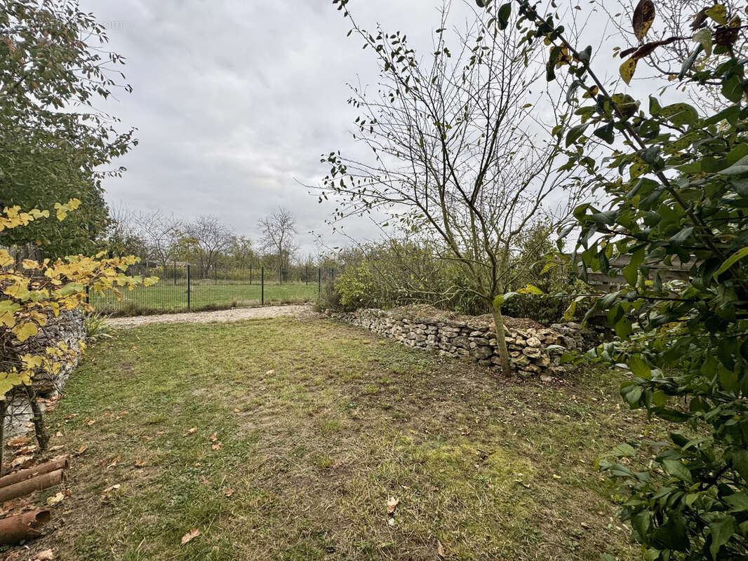 Maison à COULOMMIERS