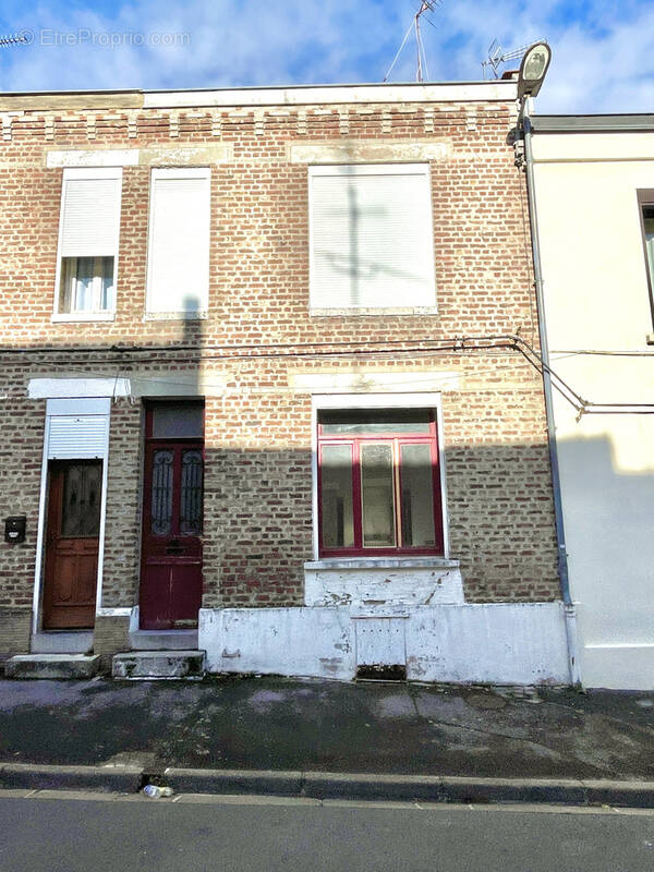 Maison à SAINT-QUENTIN