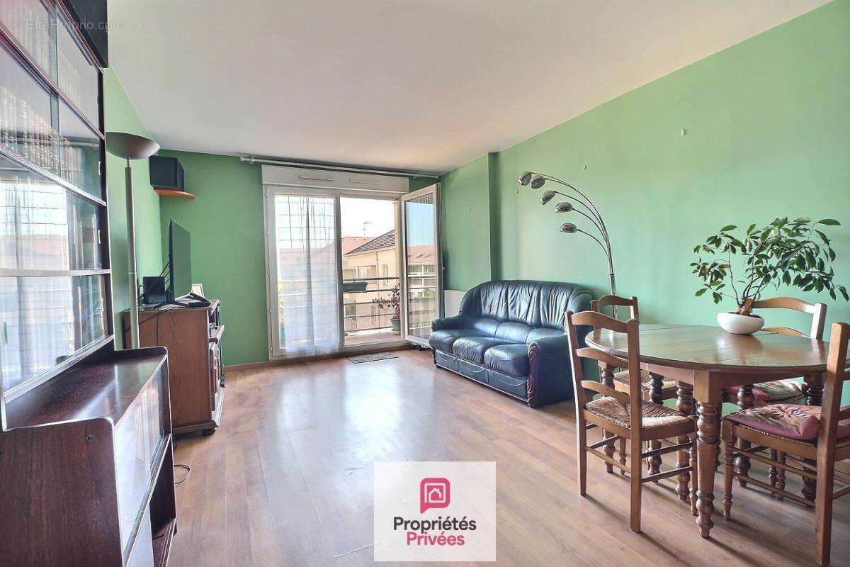 Appartement Acheres 3 pièce(s) 65.49 m2 - photo 3