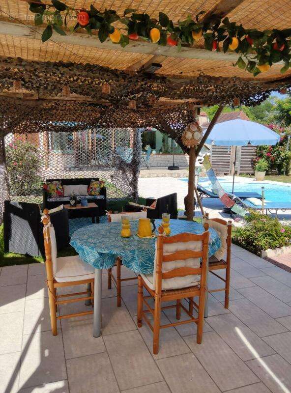 Maison à MOULEYDIER