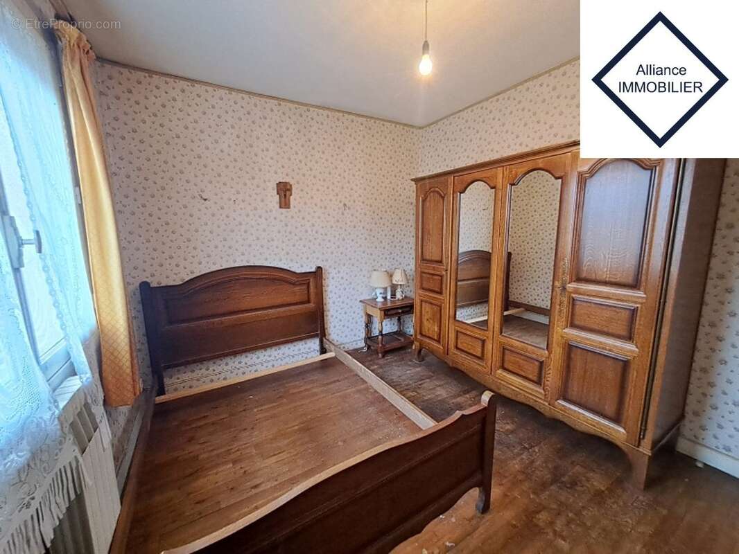 Maison à MONTAUBAN-DE-BRETAGNE