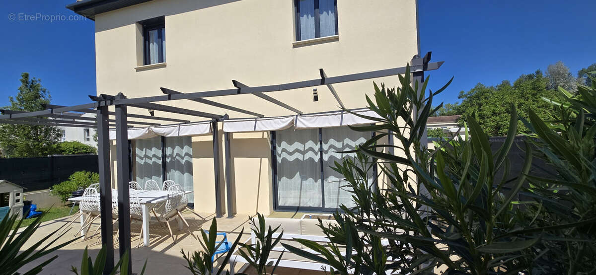 Maison à ALTHEN-DES-PALUDS