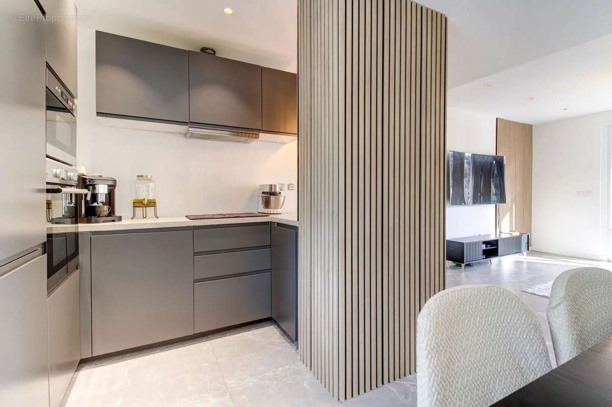 Appartement à SAINT-MARTIN-DU-VAR