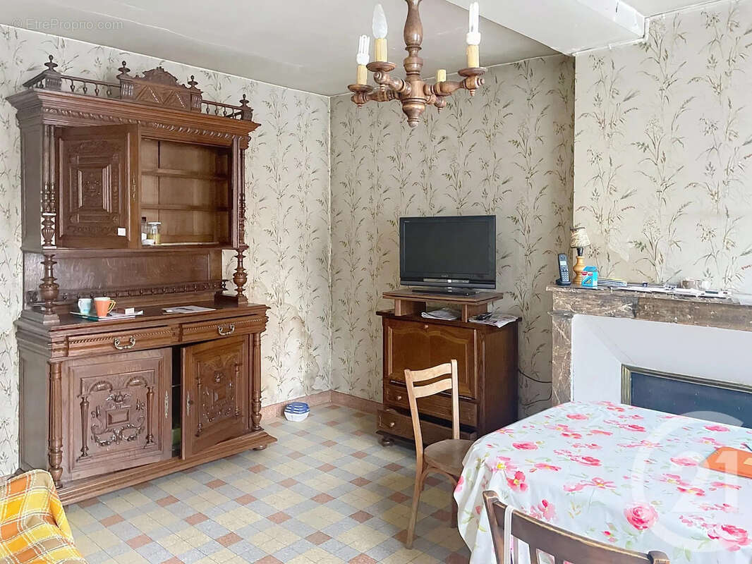 Maison à ERAGNY-SUR-EPTE