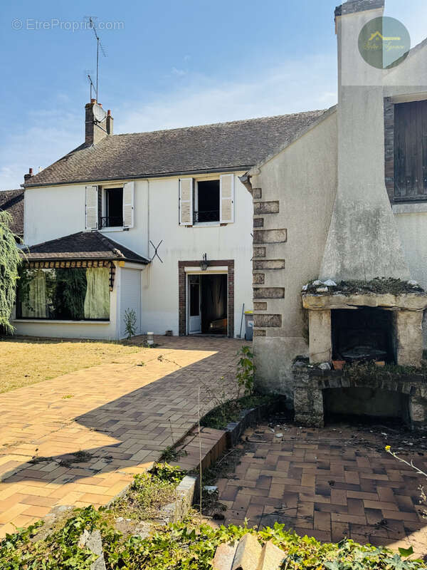 Maison bourgeoise au coeur d'egreville - photo 3