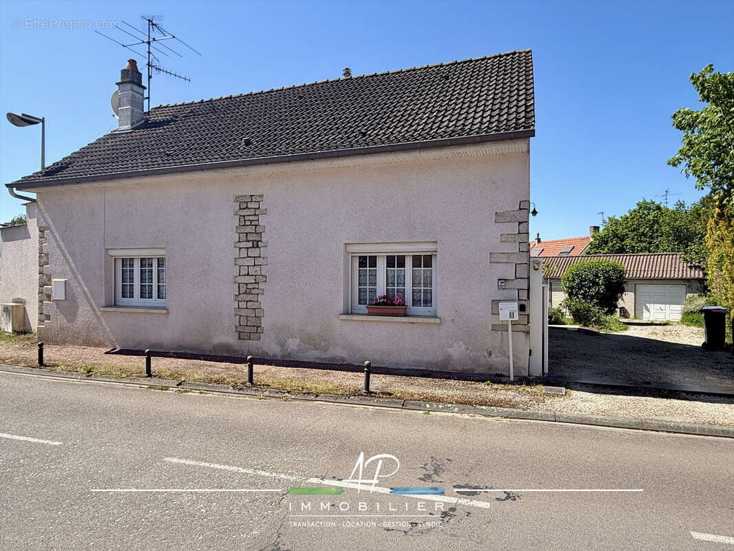 Maison à COUTERNON