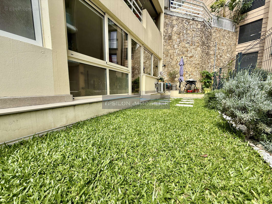Appartement à BEAUSOLEIL