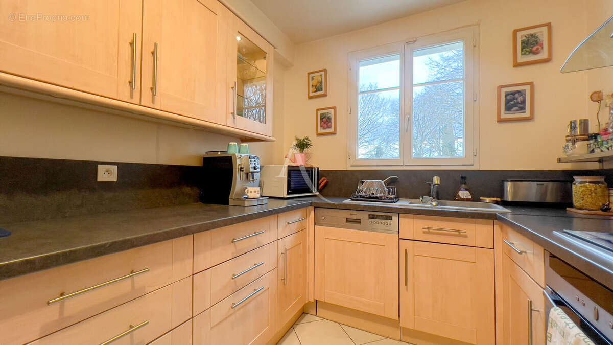 Maison à VIGNEUX-SUR-SEINE