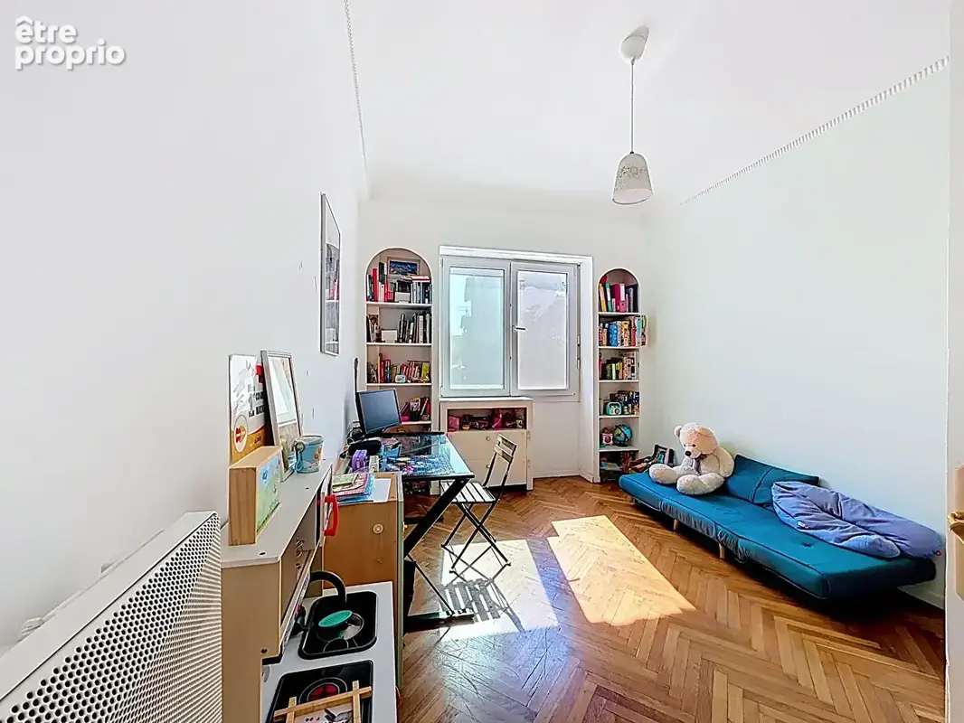 Nice - Quartier Libération - Appartement 3 pièces avec cachet ancien - photo 6