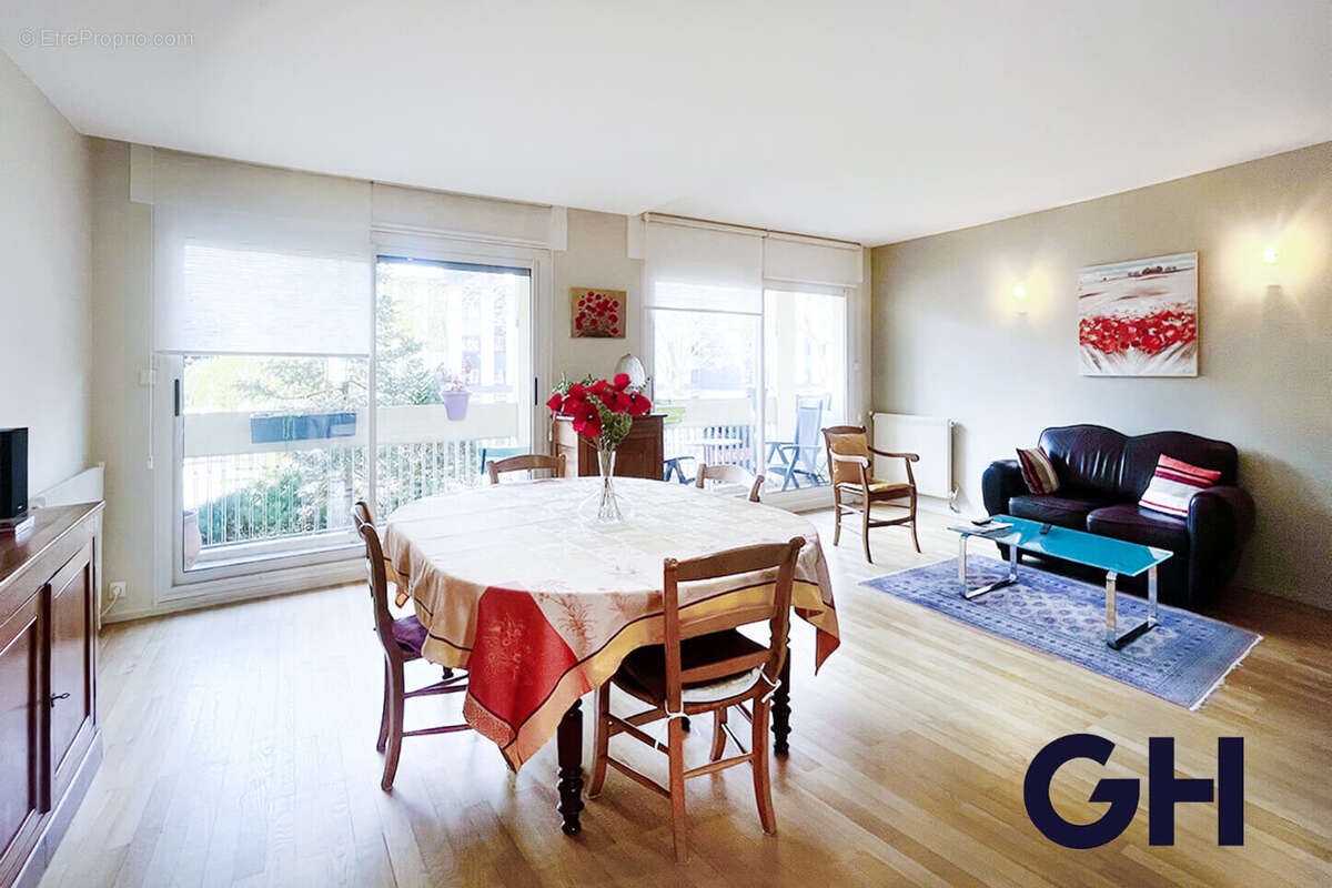 Appartement à LYON-8E