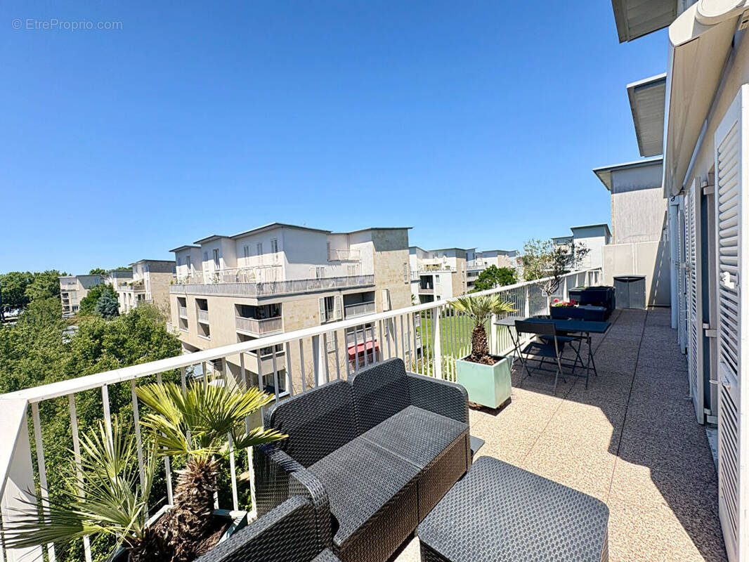 Appartement à BORDEAUX