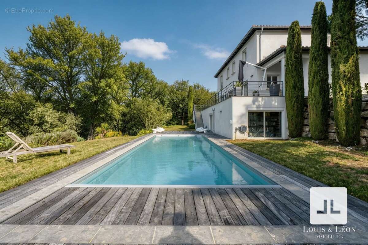 Maison à SAINT-DIDIER-AU-MONT-D'OR