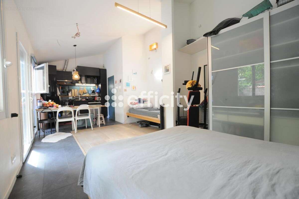 Maison à VILLEURBANNE