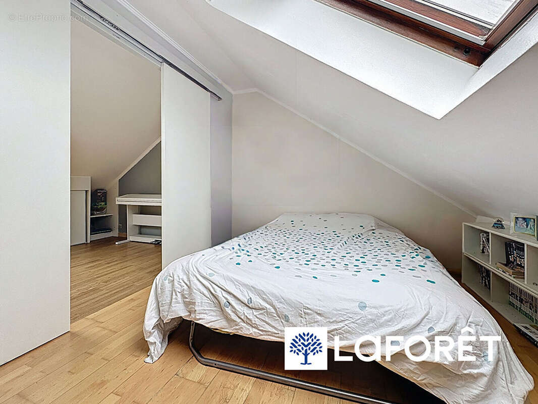 Maison à CHAUCONIN-NEUFMONTIERS