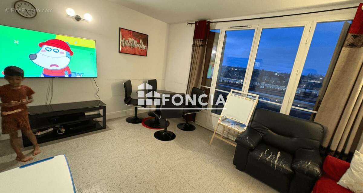 Appartement à VILLENEUVE-SAINT-GEORGES