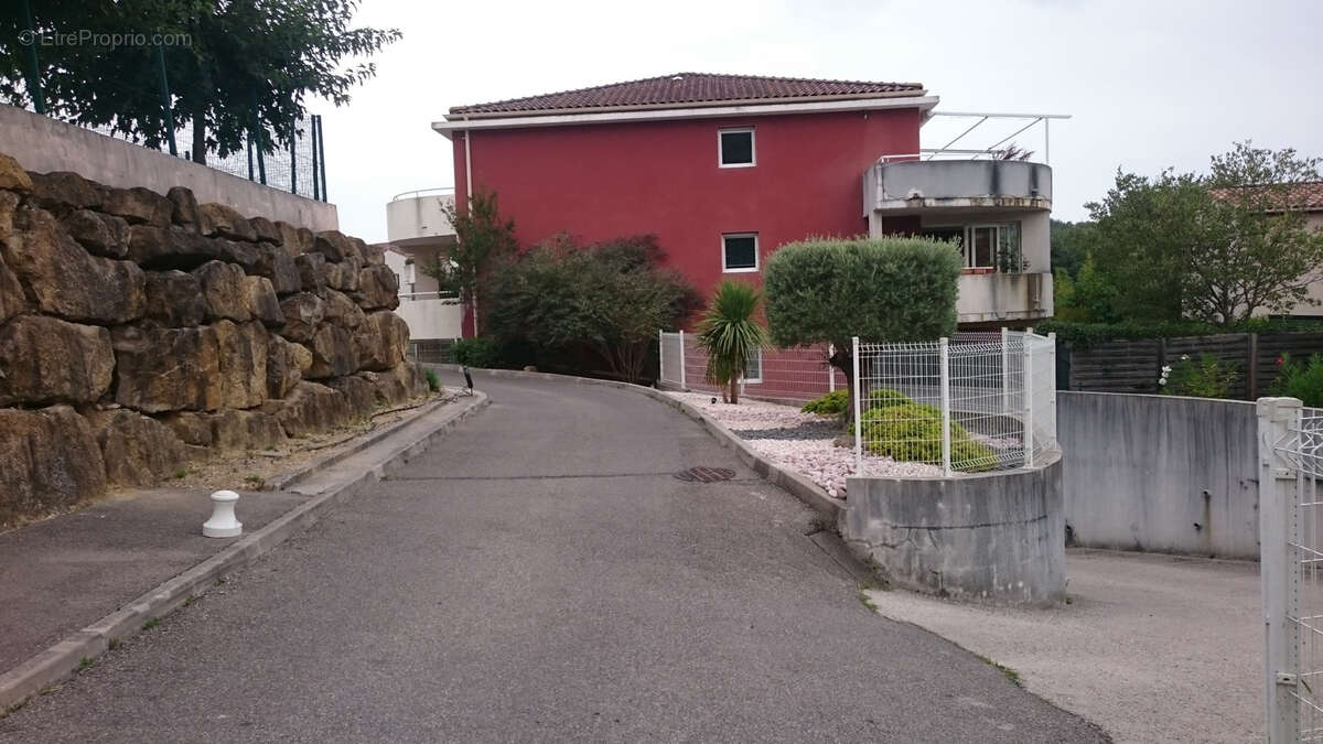 Ascenseur, terrasse 25 m2, box, piscine collective - photo 8