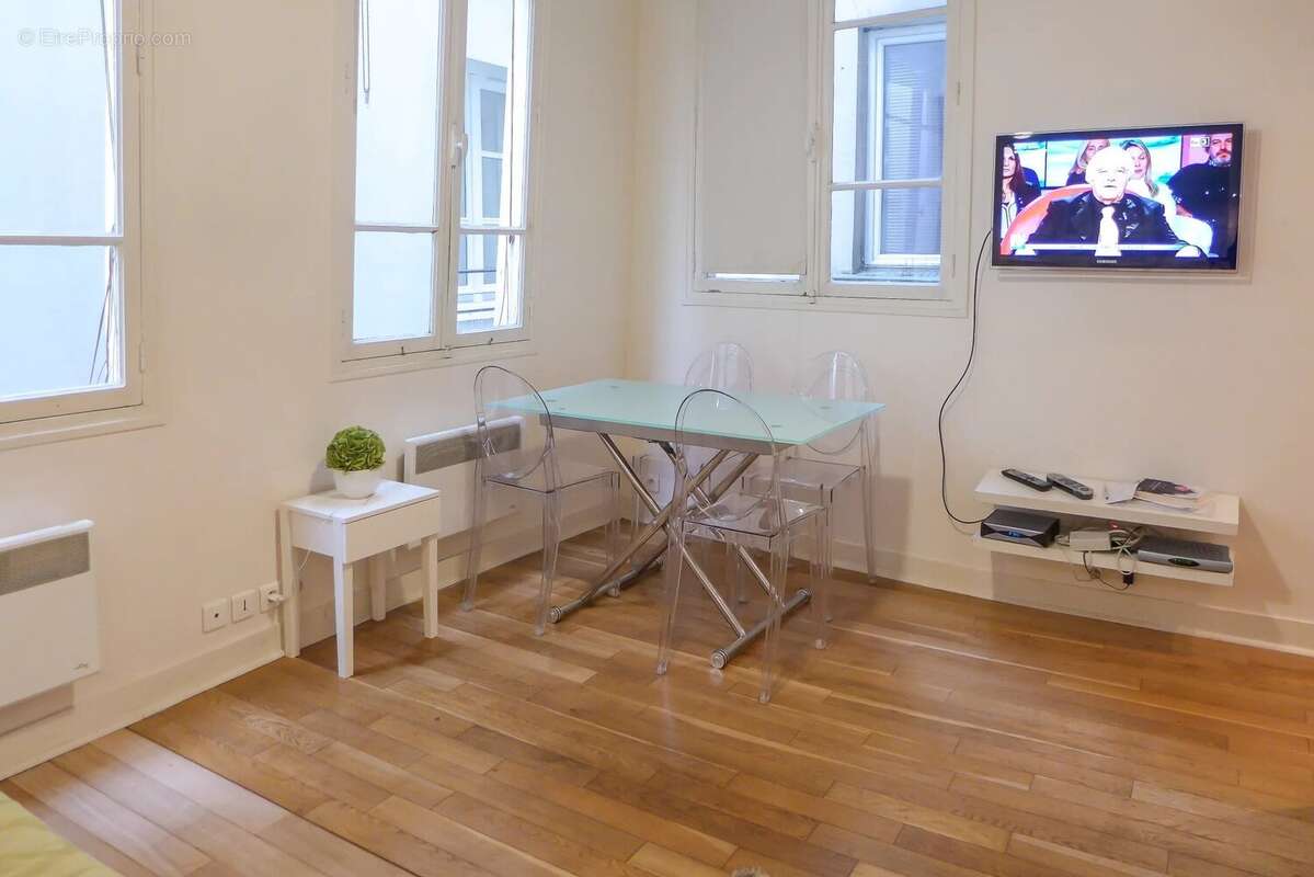 Appartement à PARIS-4E