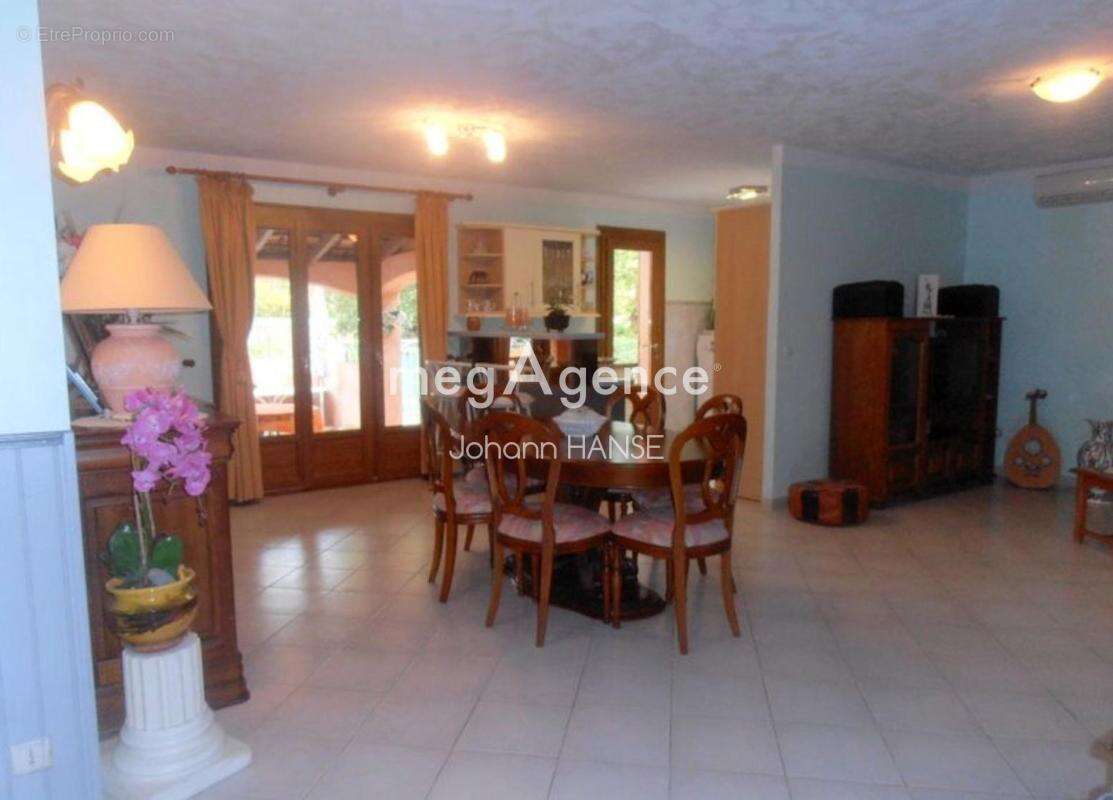 Appartement à TRANS-EN-PROVENCE