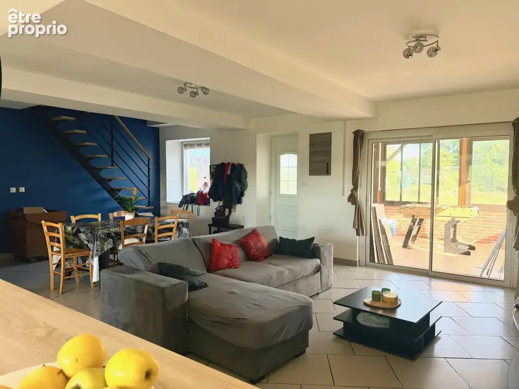 Les Rairies, Maison 6 chambres sur grand terrain clos avec garages et dépendances - photo 2
