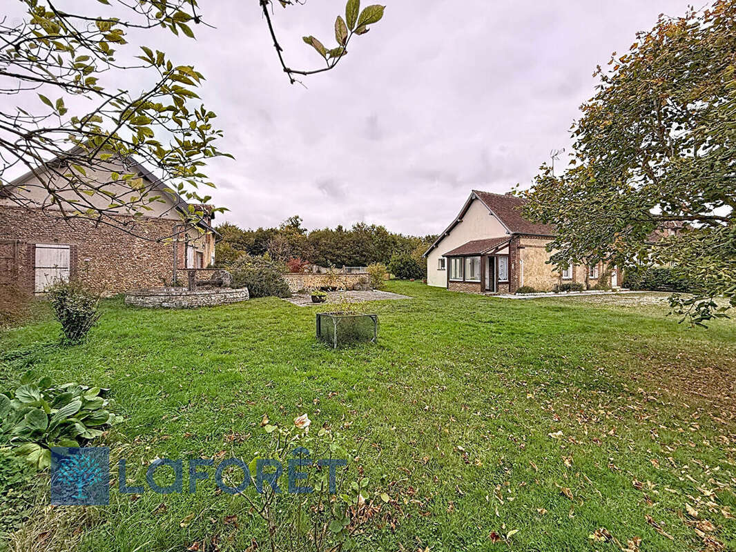 Maison à TILLIERES-SUR-AVRE