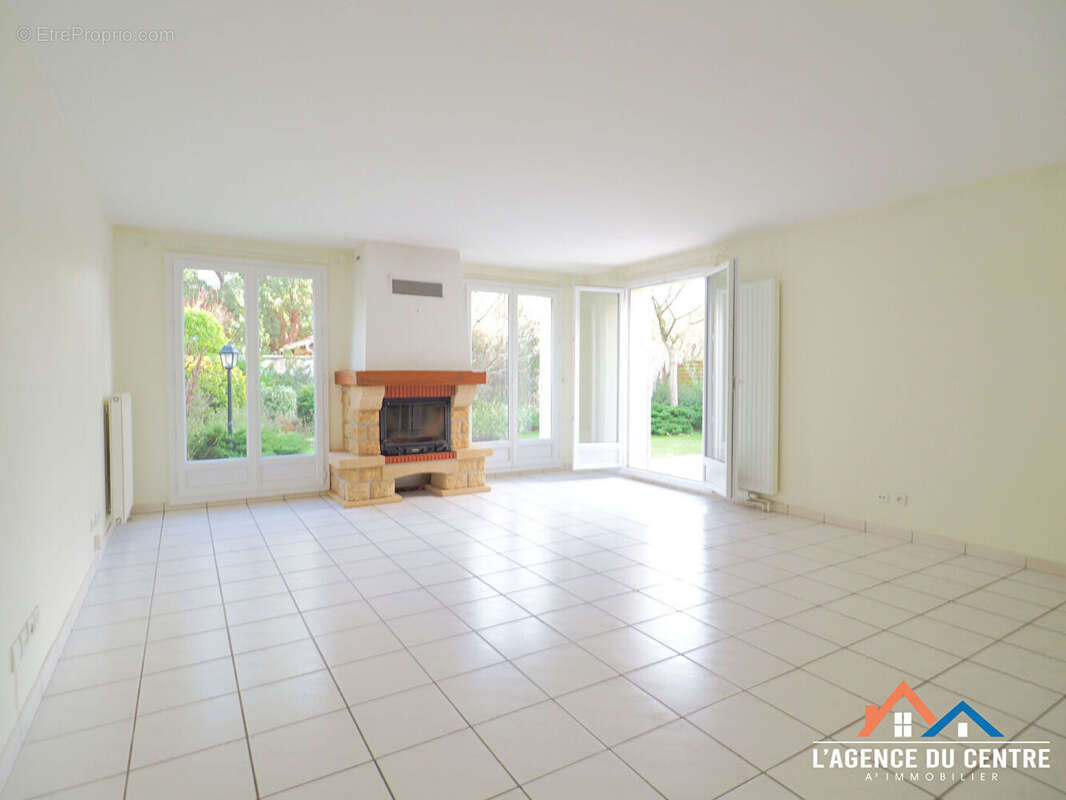 Maison à CARRIERES-SOUS-POISSY